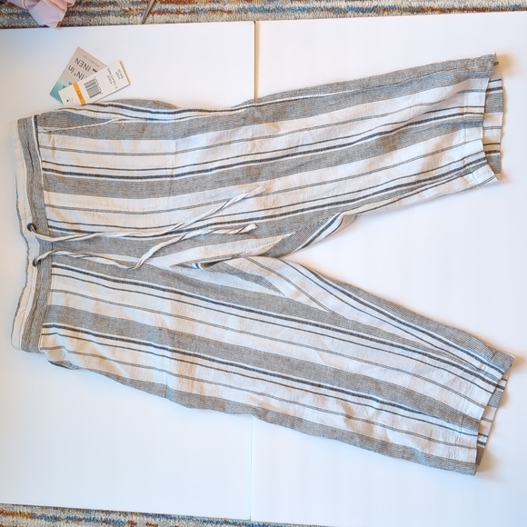 NWT Women's Linen Capri Pants - Picture 1 of 9